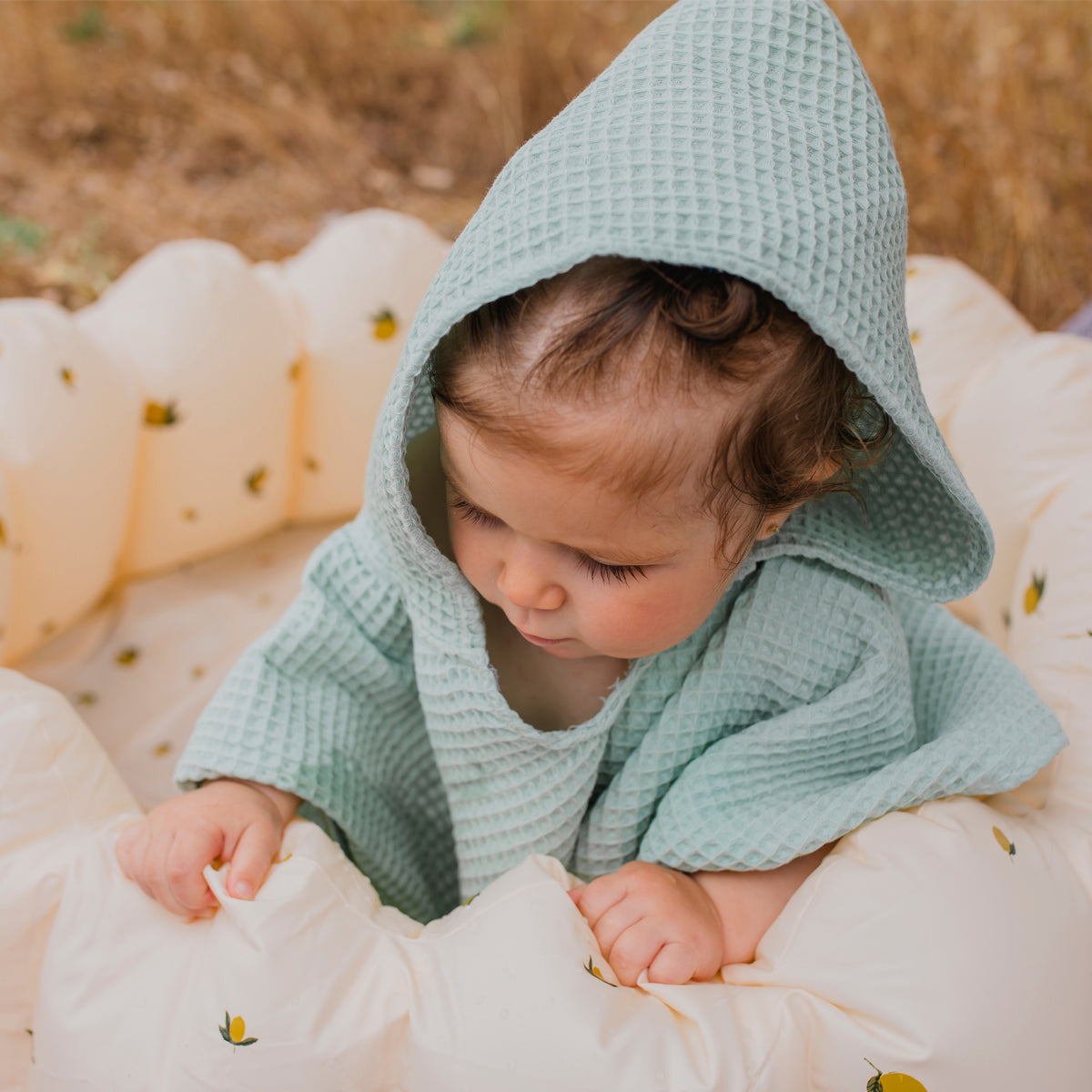 Poncho de baño para bebé de Waffle 8